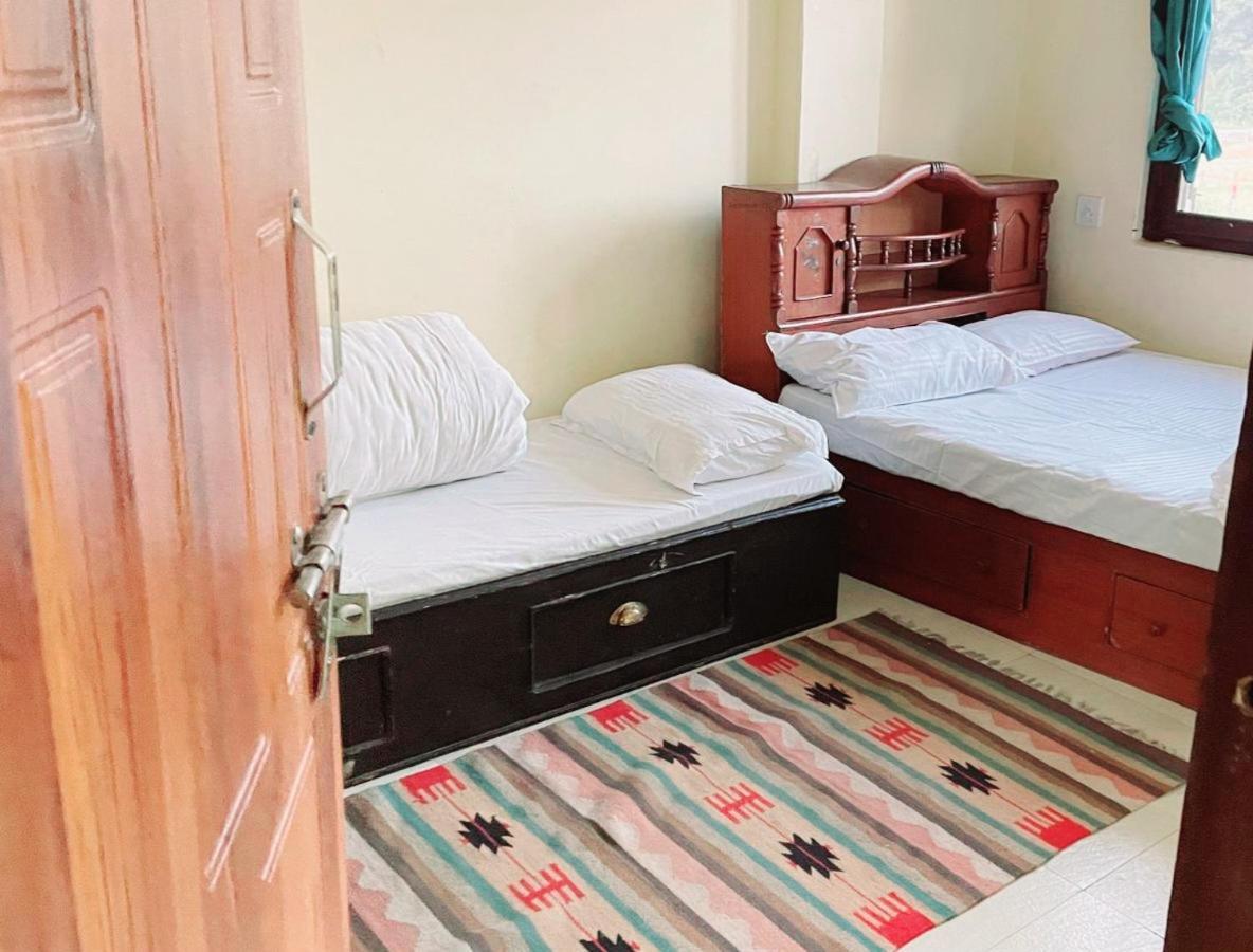 Hotel Admire Pokhara Pvt. Ltd. מראה חיצוני תמונה